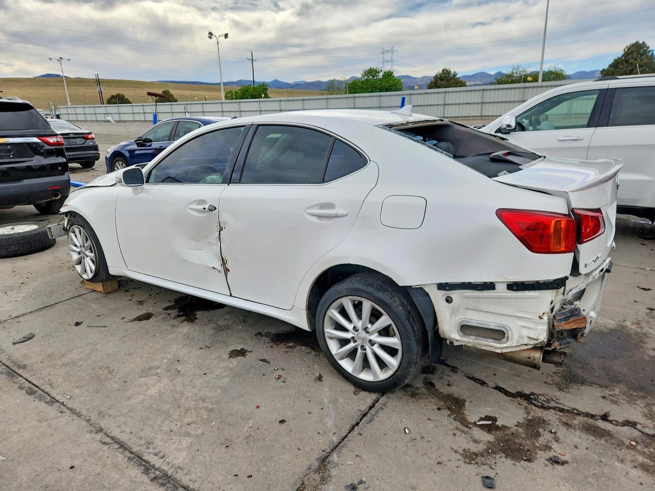 2010 LEXUS IS