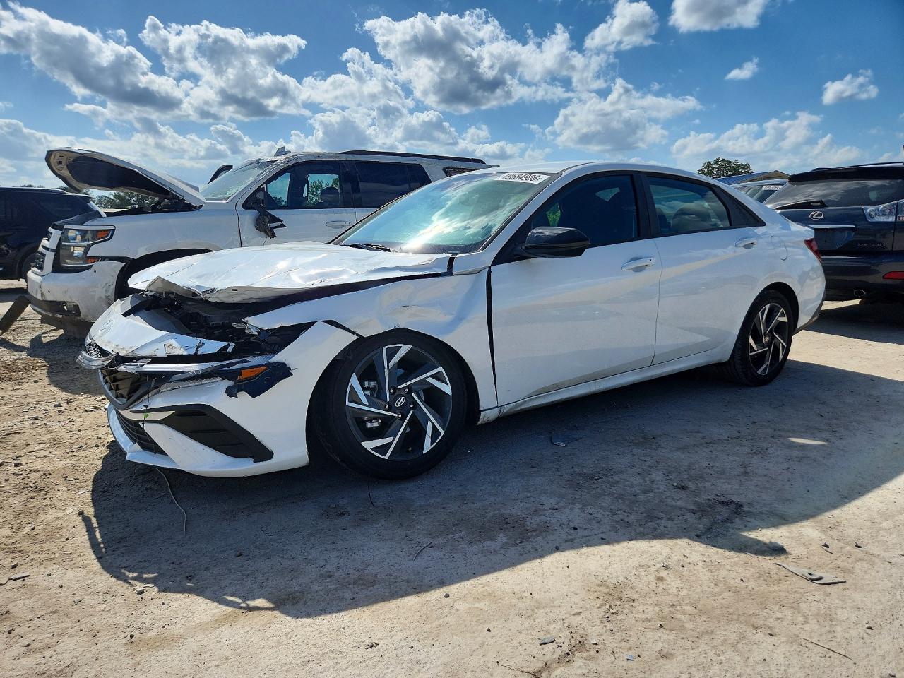 2025 HYUNDAI ELANTRA