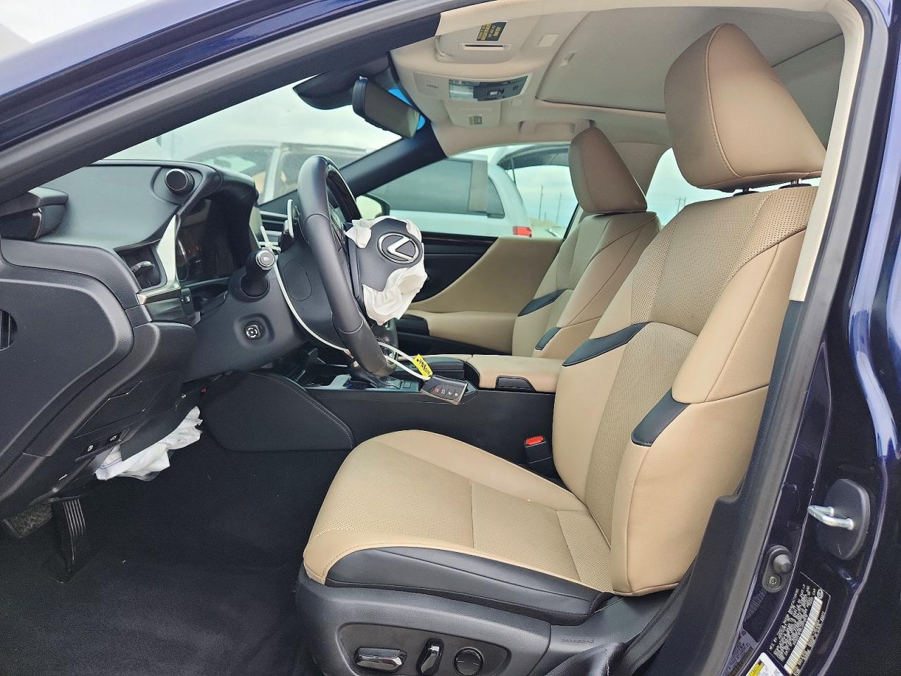 2020 LEXUS ES
