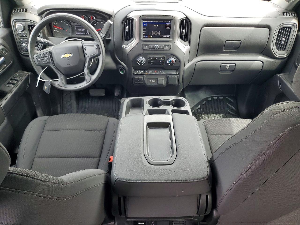 2025 CHEVROLET SILVERADO