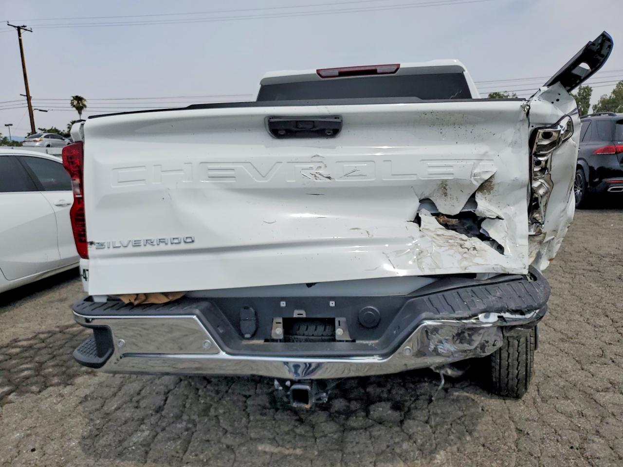 2025 CHEVROLET SILVERADO