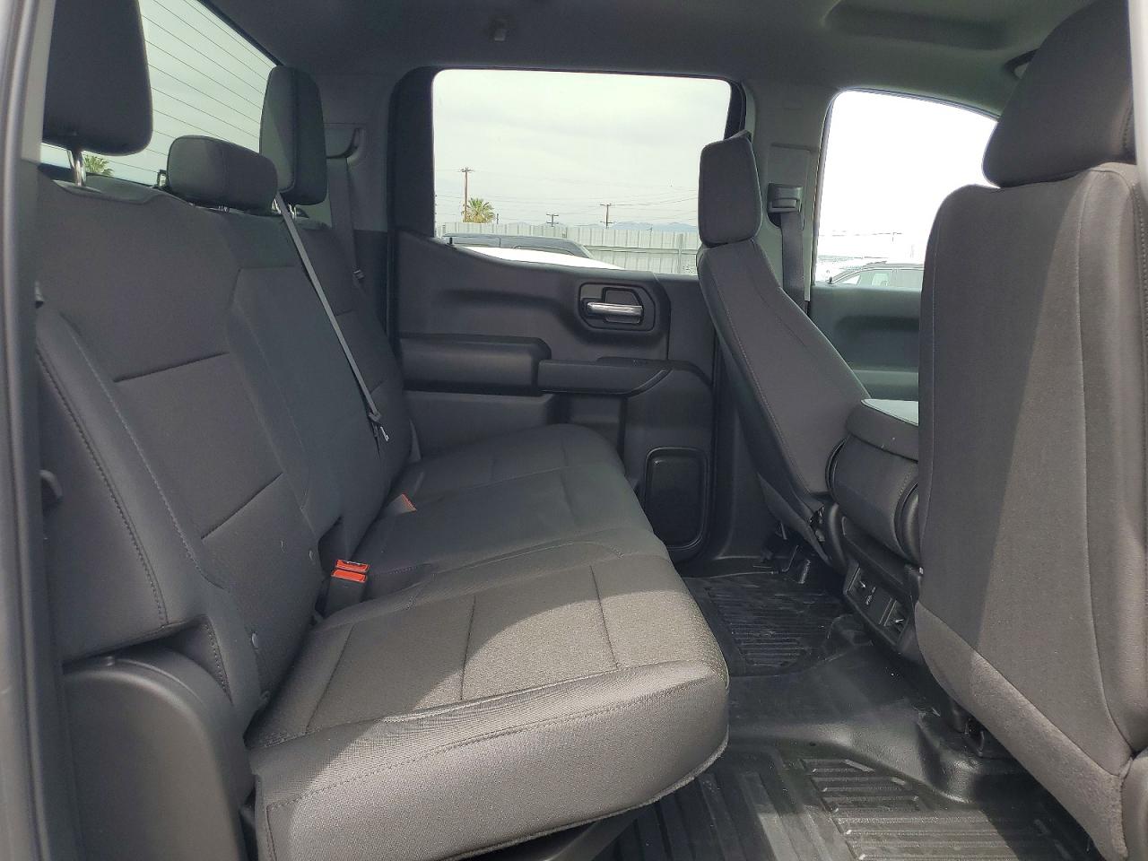 2025 CHEVROLET SILVERADO
