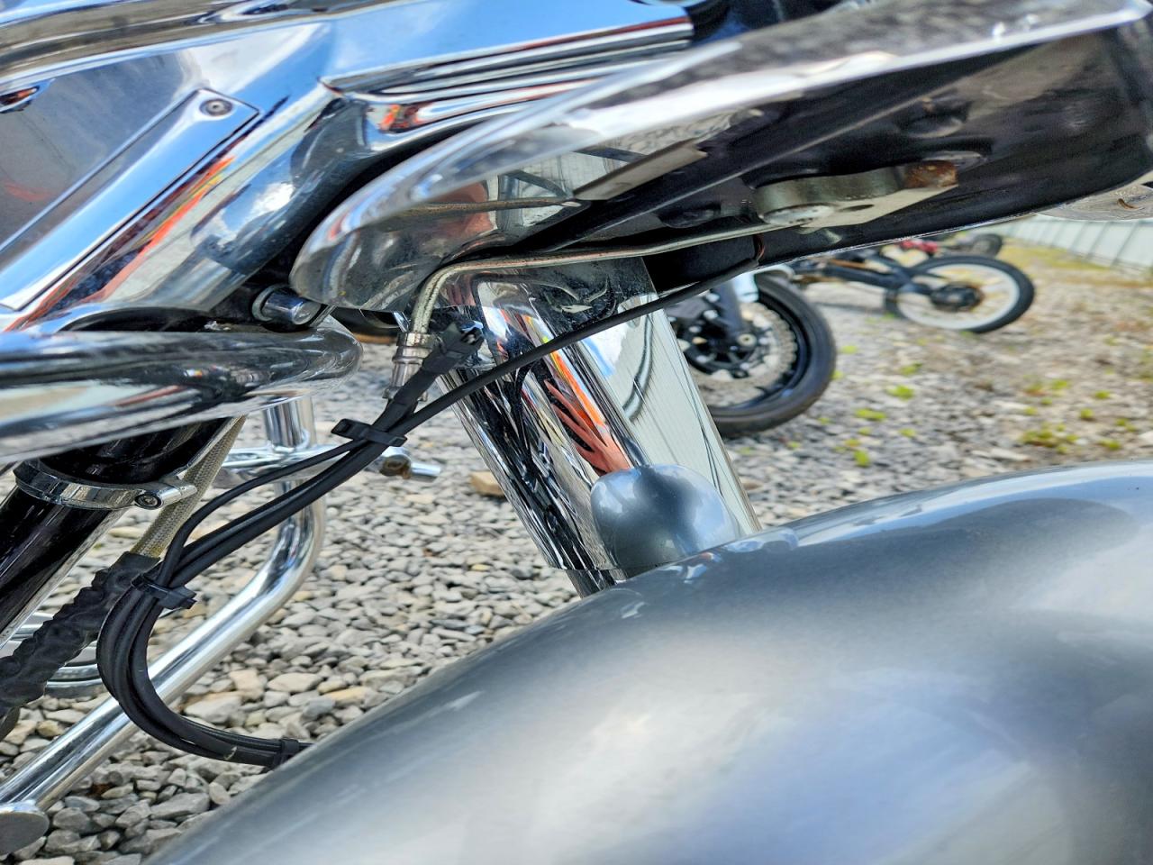 2010 HARLEY-DAVIDSON FL