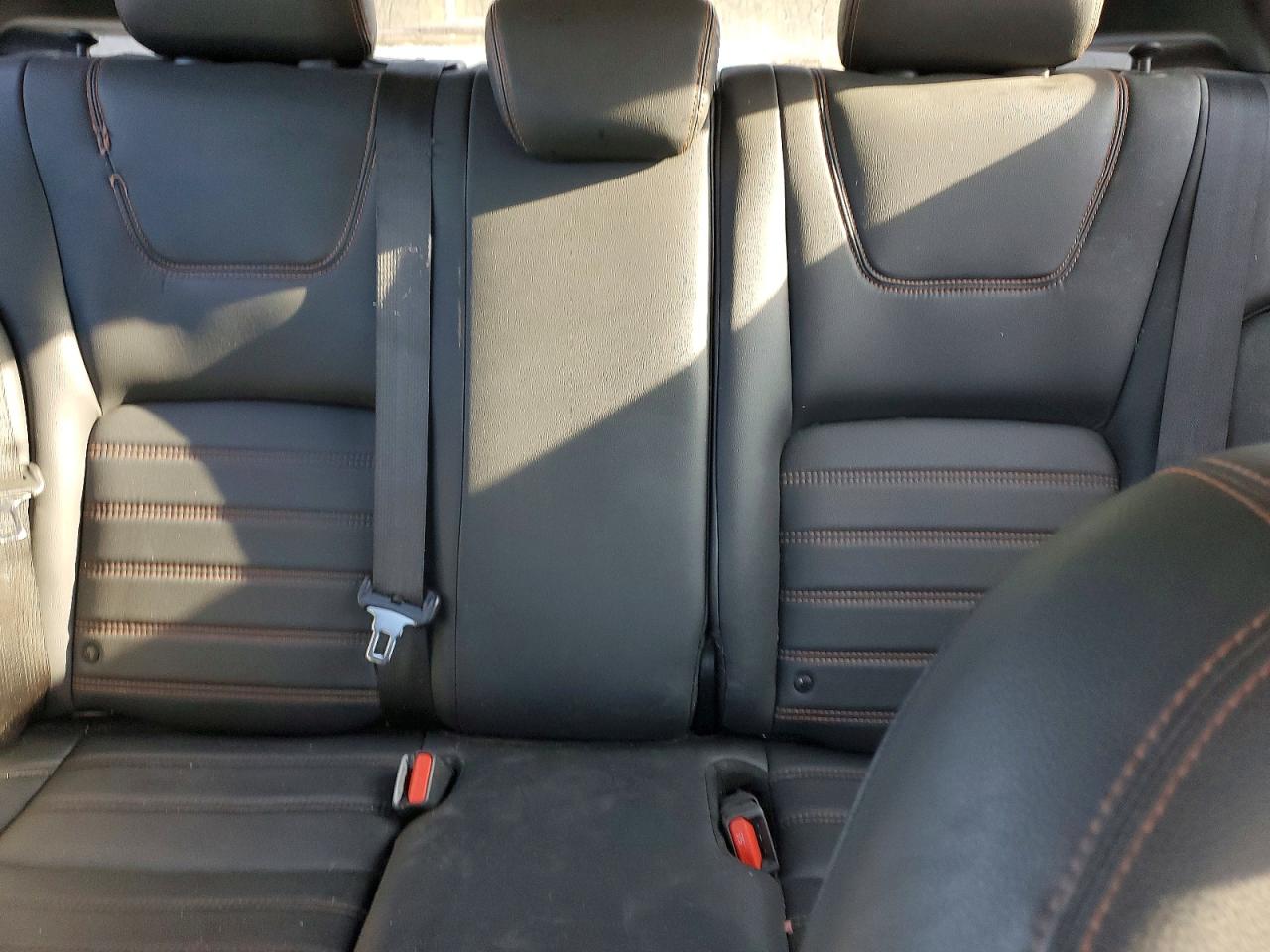 2020 NISSAN KICKS