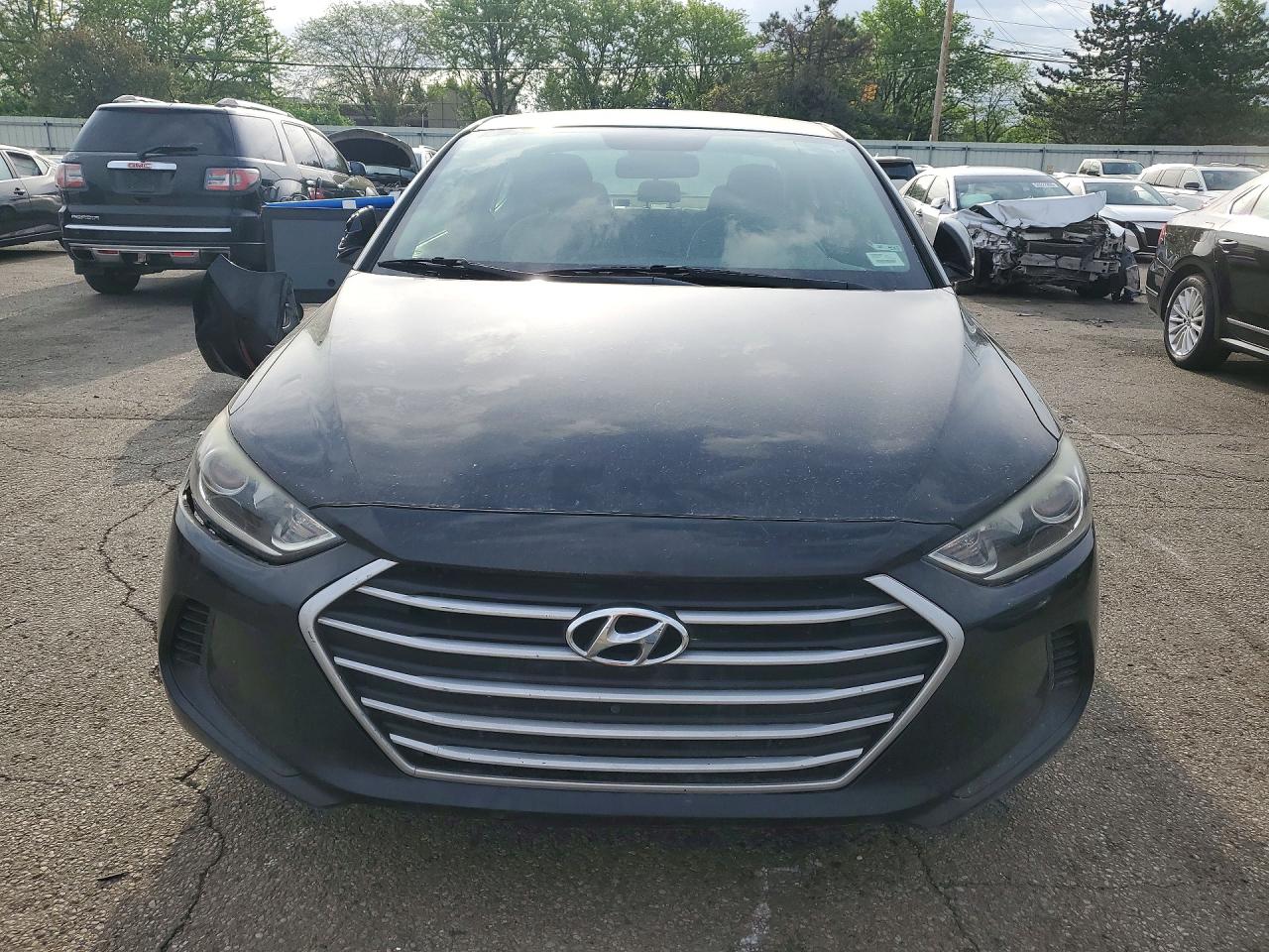 2017 HYUNDAI ELANTRA