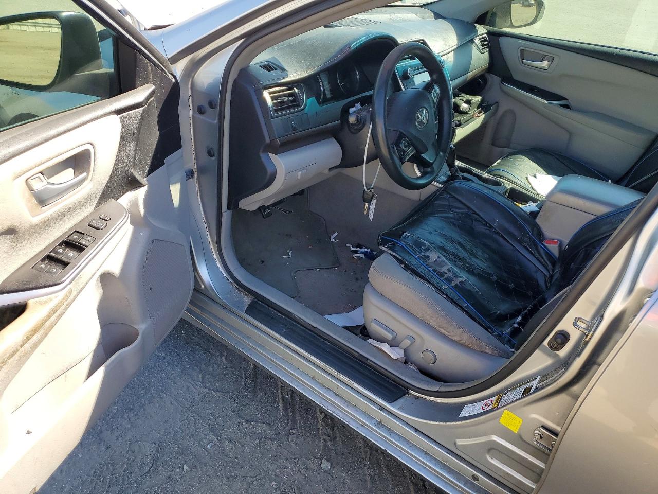 2017 TOYOTA CAMRY