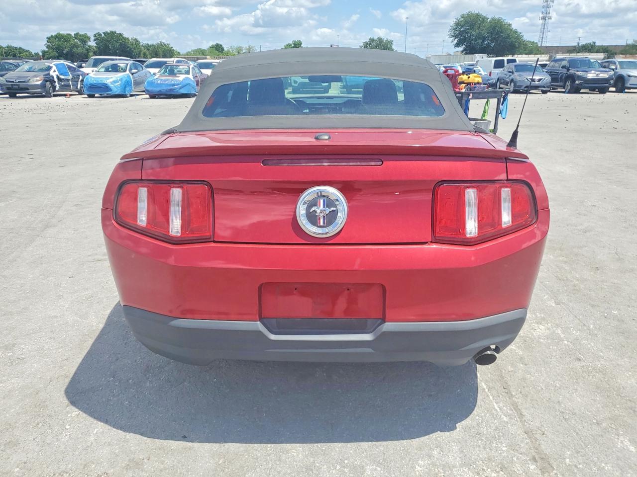 2010 FORD MUSTANG