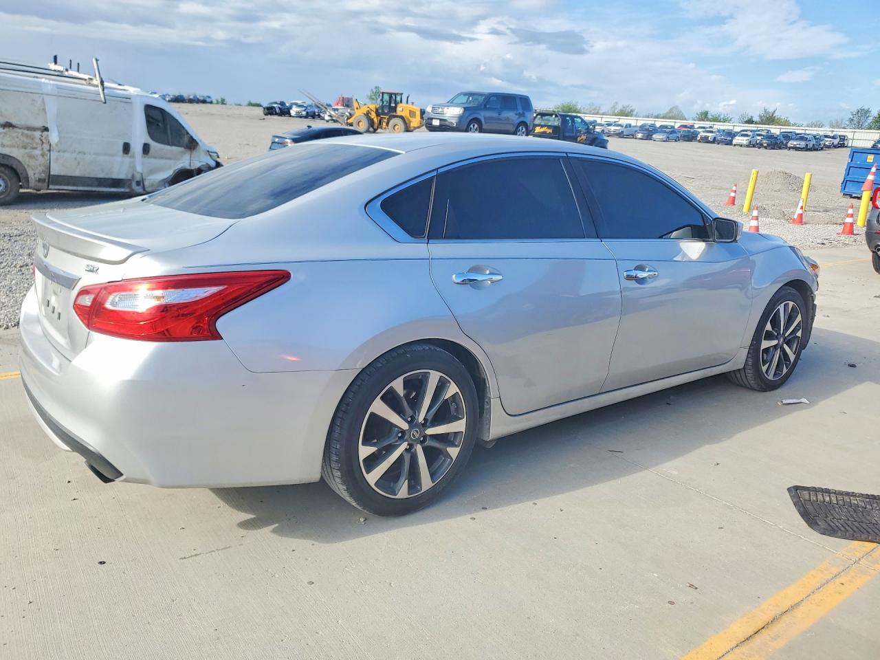 2016 NISSAN ALTIMA