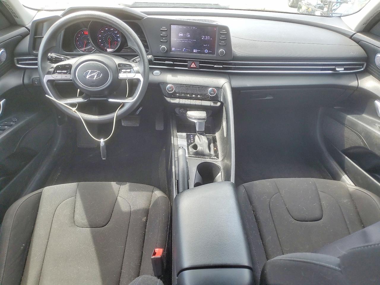 2022 HYUNDAI ELANTRA
