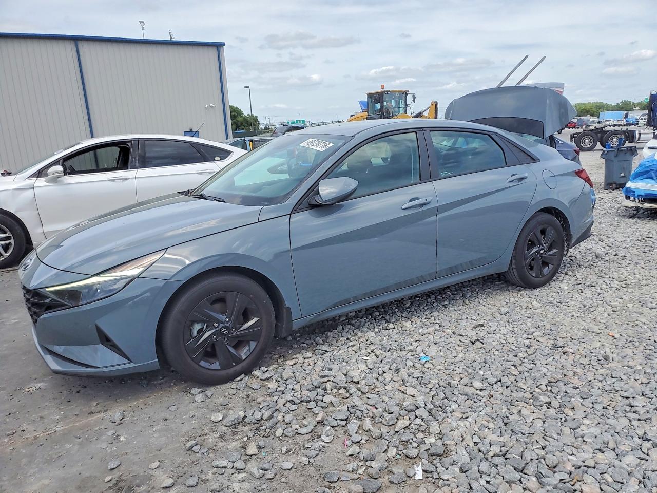 2022 HYUNDAI ELANTRA