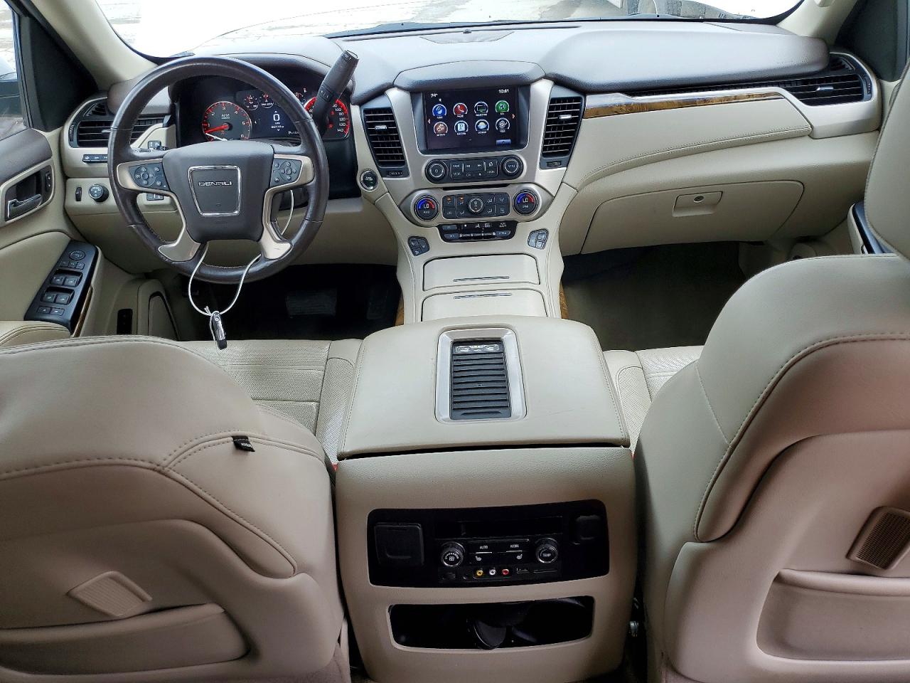 2016 GMC YUKON