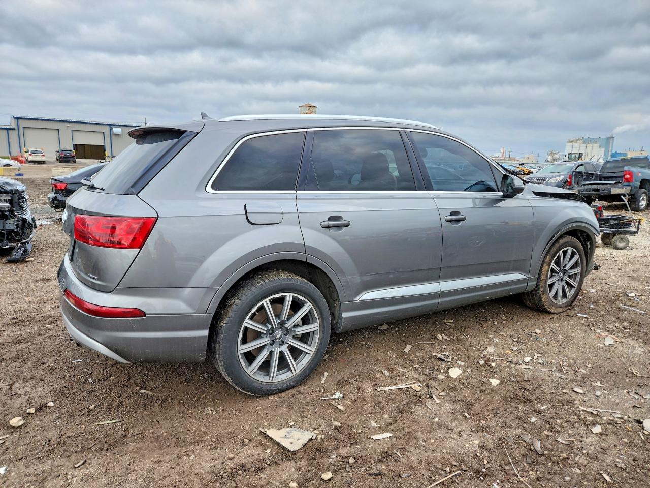 2017 AUDI Q7