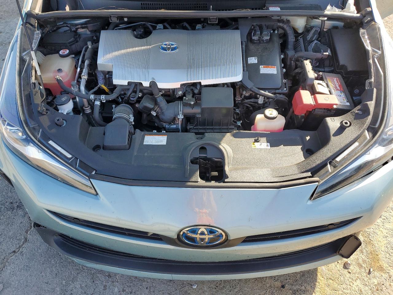 2019 TOYOTA PRIUS