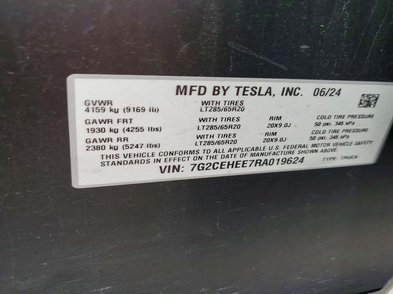 2024 TESLA CYBERTRUCK