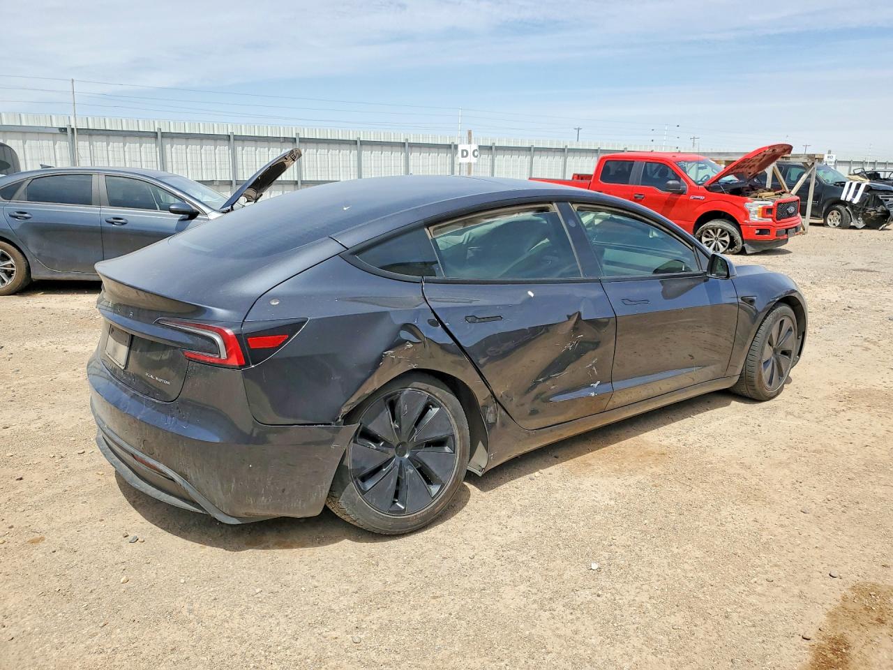 2024 TESLA MODEL 3