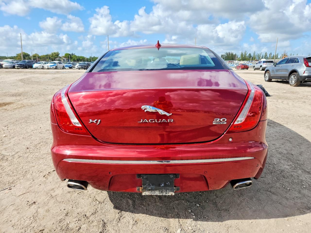 2014 JAGUAR XJ
