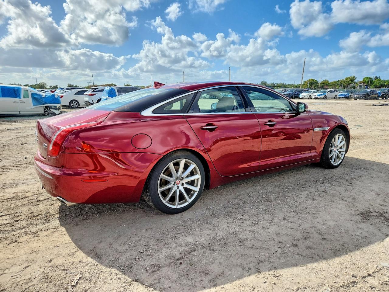 2014 JAGUAR XJ
