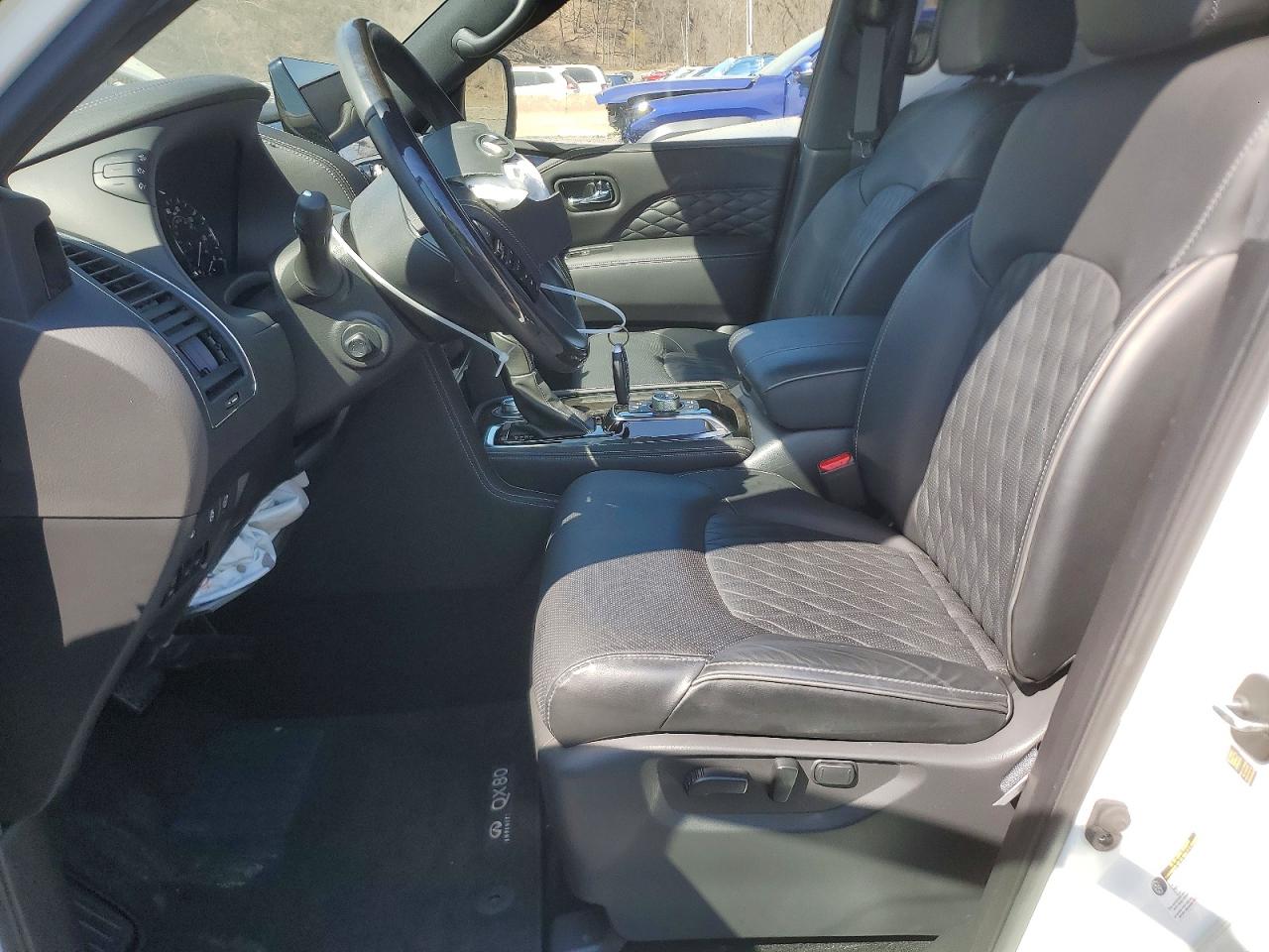 2023 INFINITI QX80
