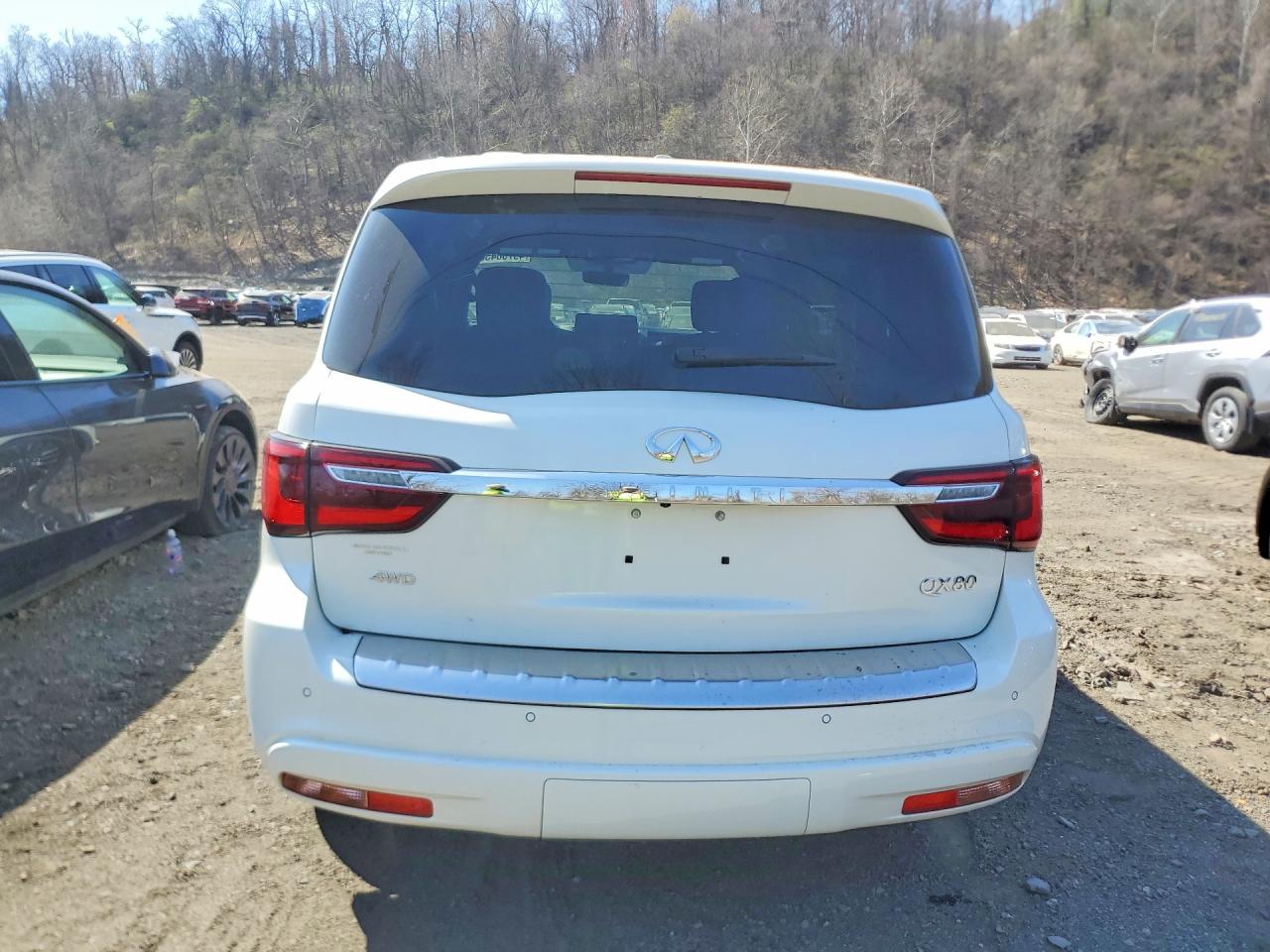 2023 INFINITI QX80