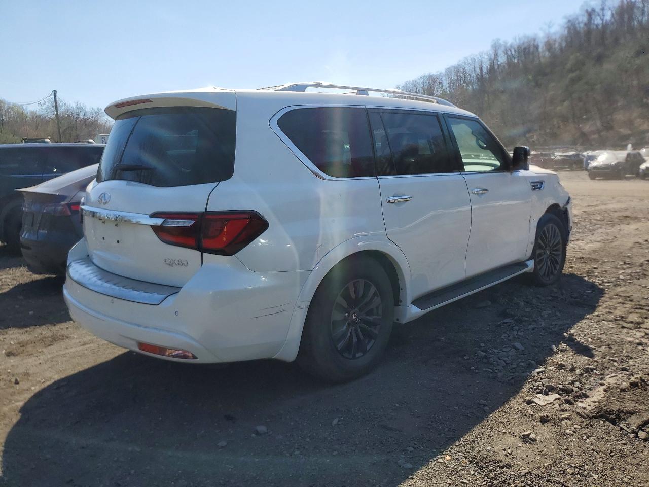 2023 INFINITI QX80