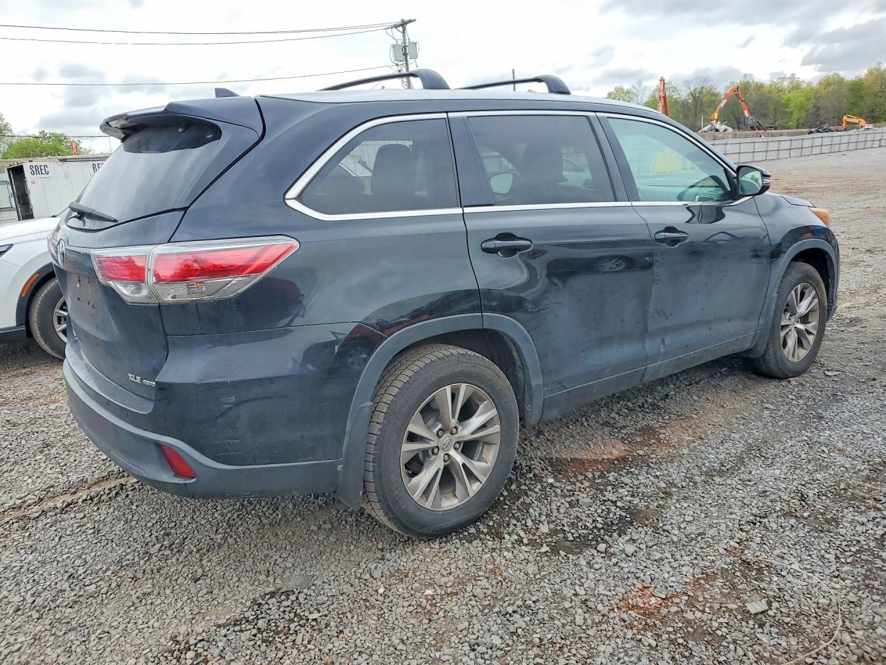 2015 TOYOTA HIGHLANDER