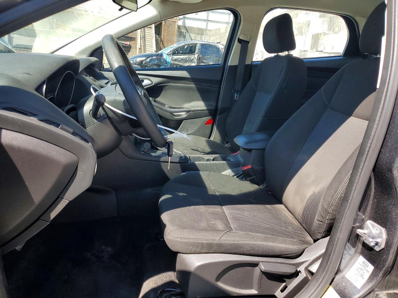 2017 FORD FOCUS