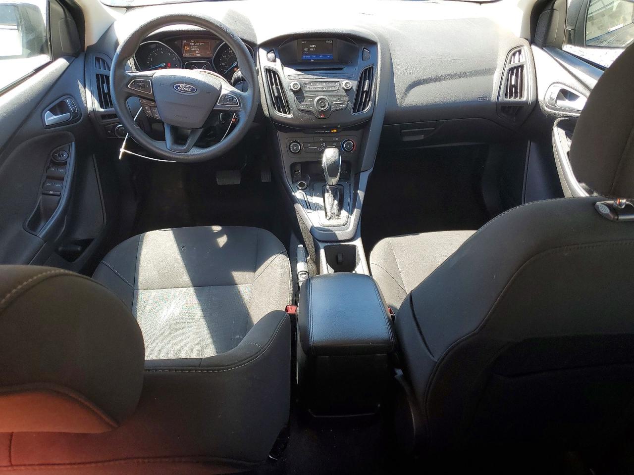 2017 FORD FOCUS