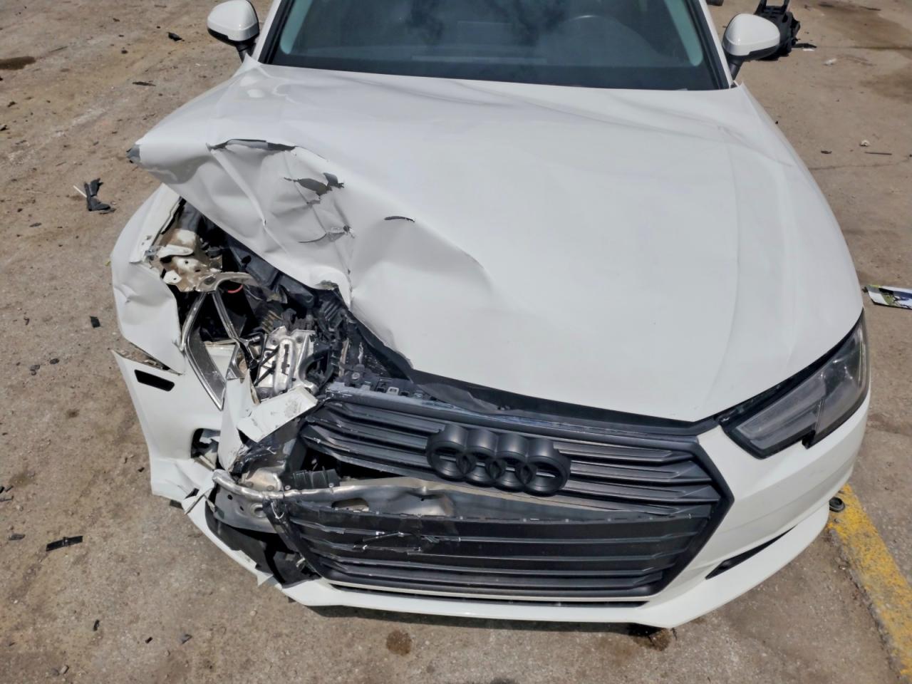 2017 AUDI A4