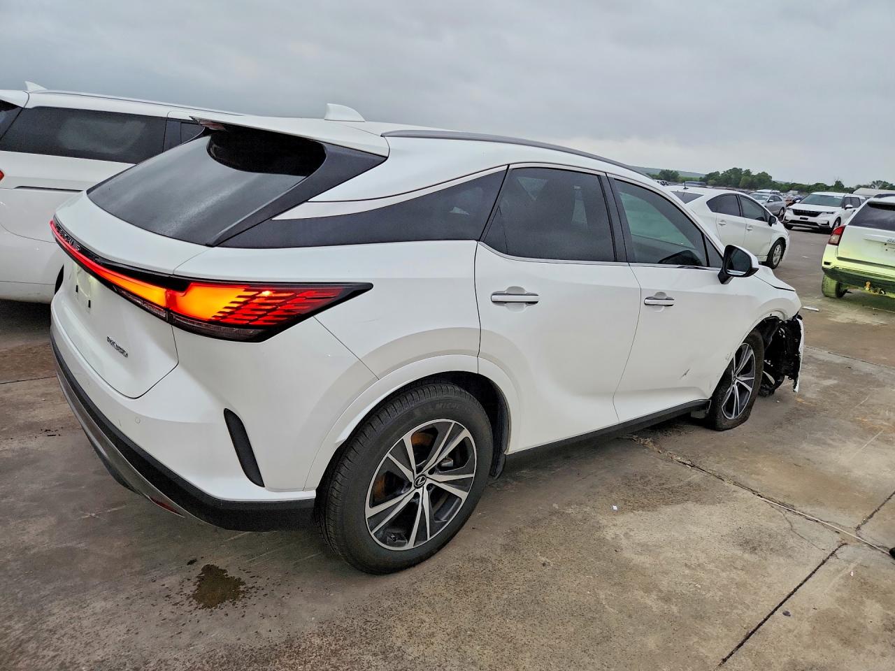 2023 LEXUS RX350