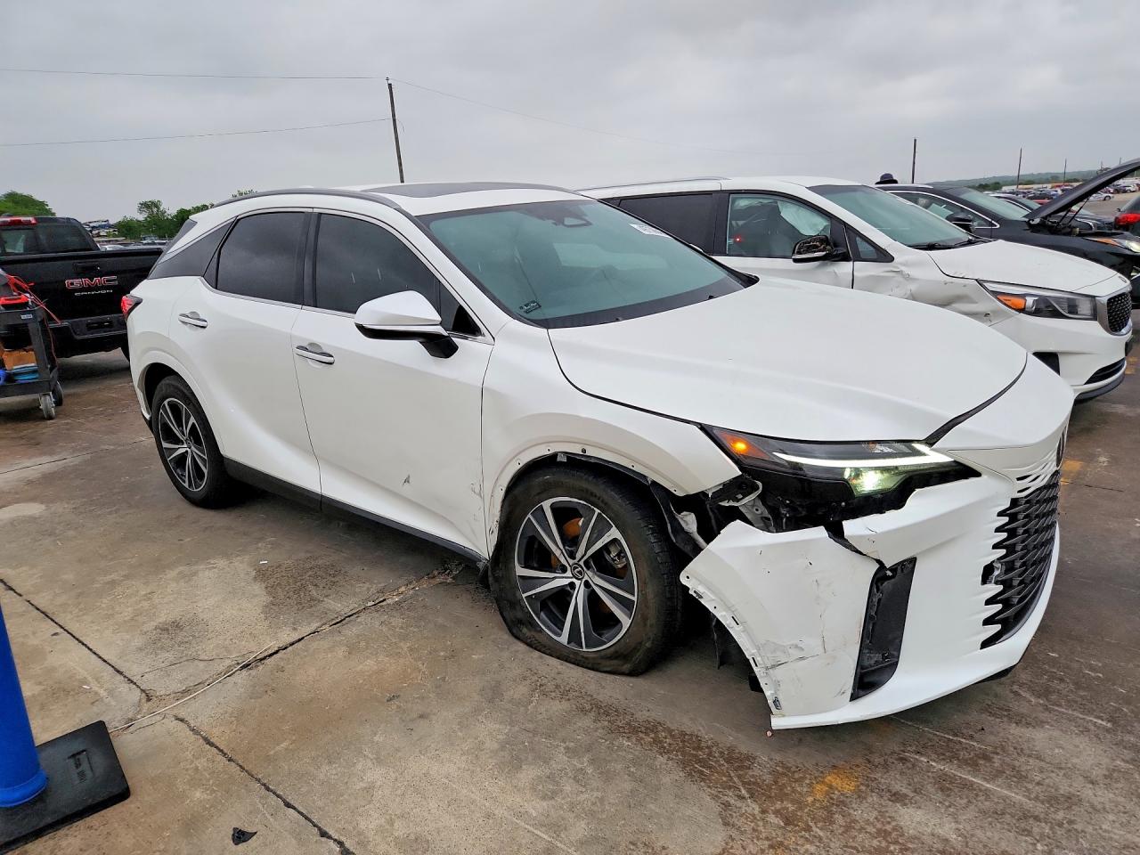 2023 LEXUS RX350