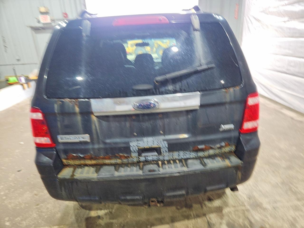 2011 FORD ESCAPE