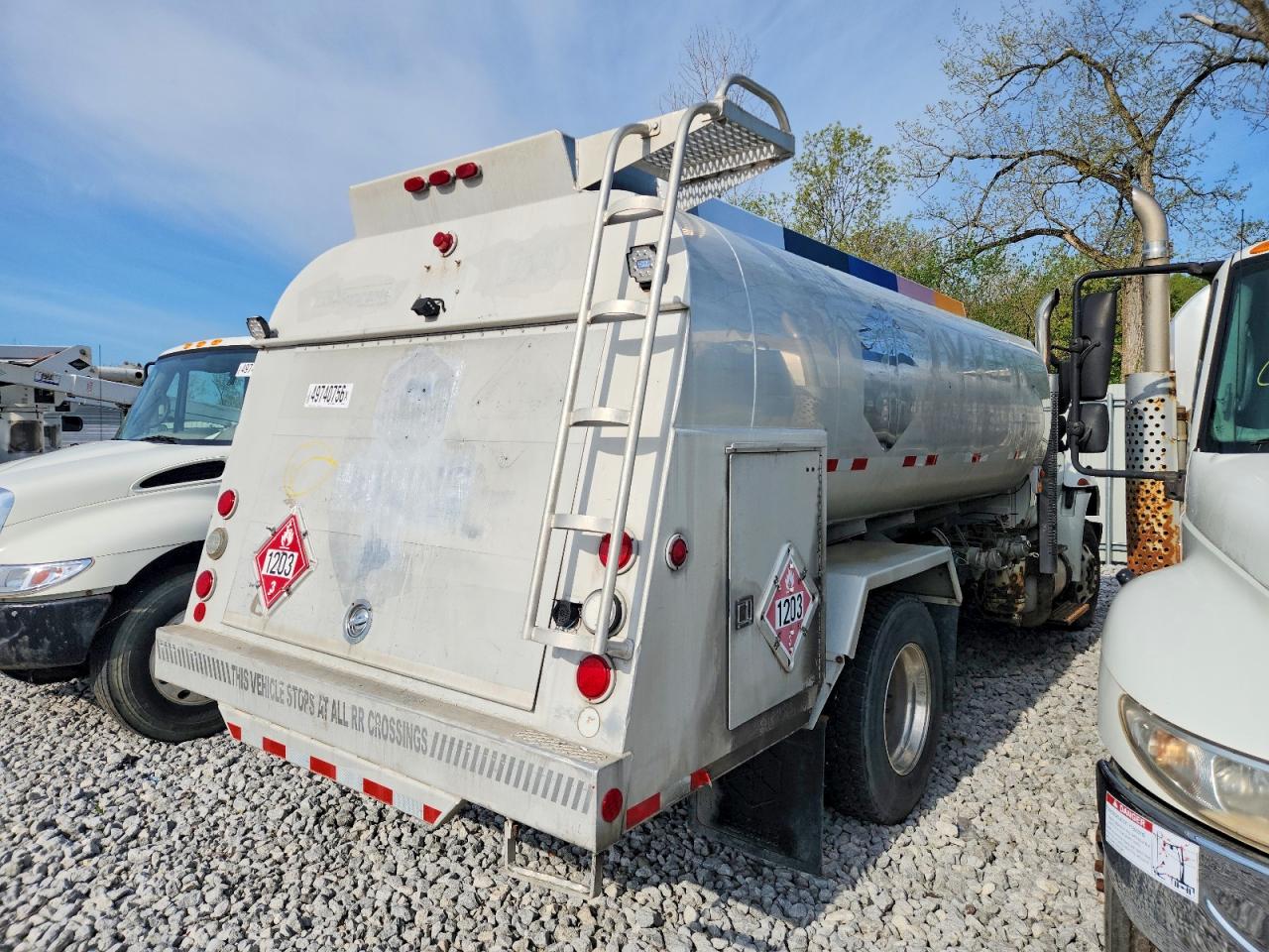2011 INTERNATIONAL 4000 SERIE