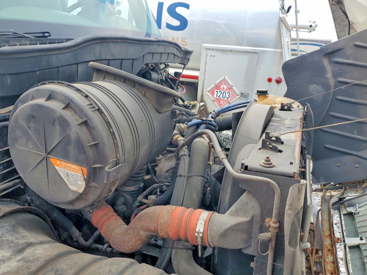 2011 INTERNATIONAL 4000 SERIE