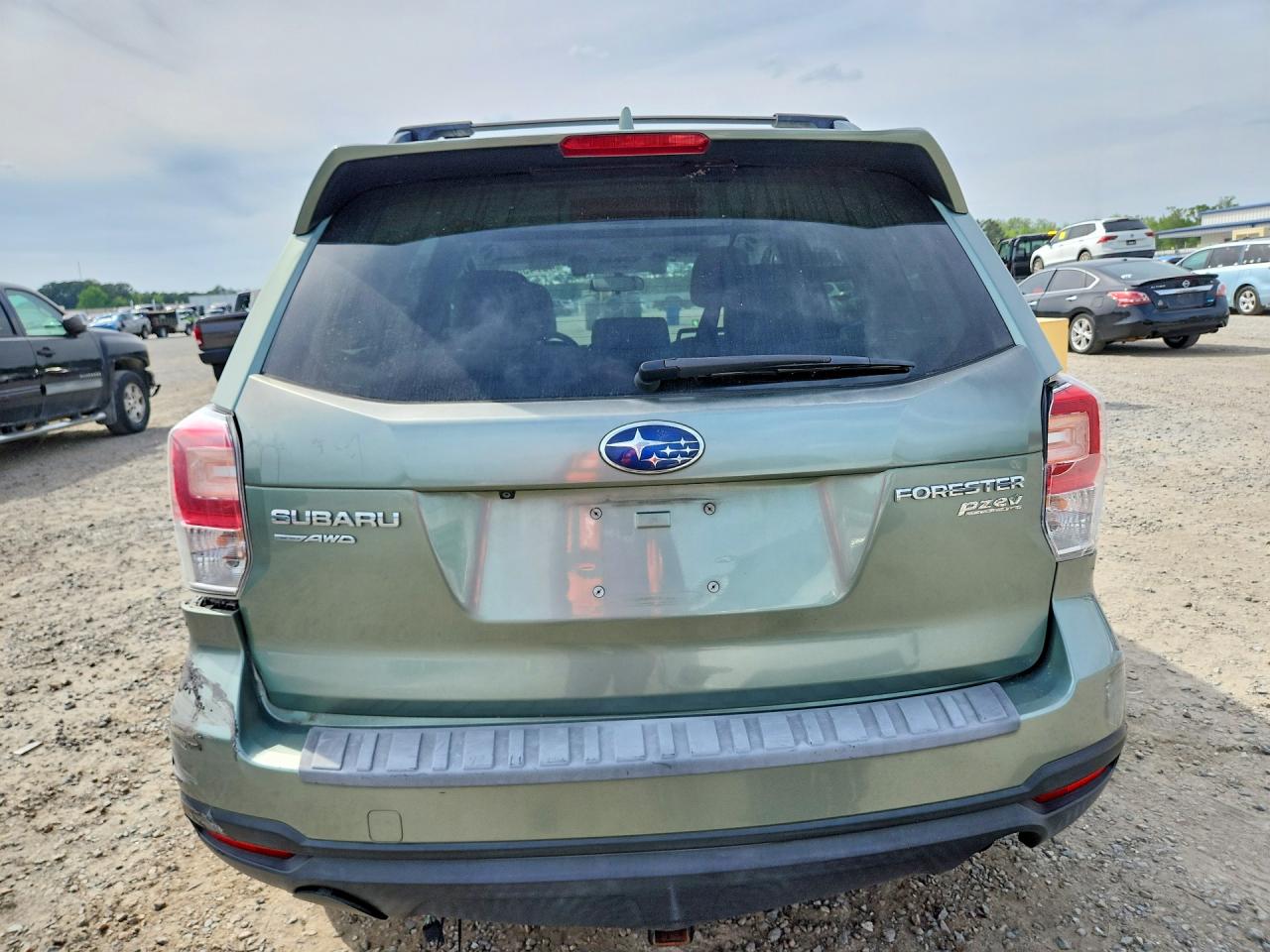 2017 SUBARU FORESTER