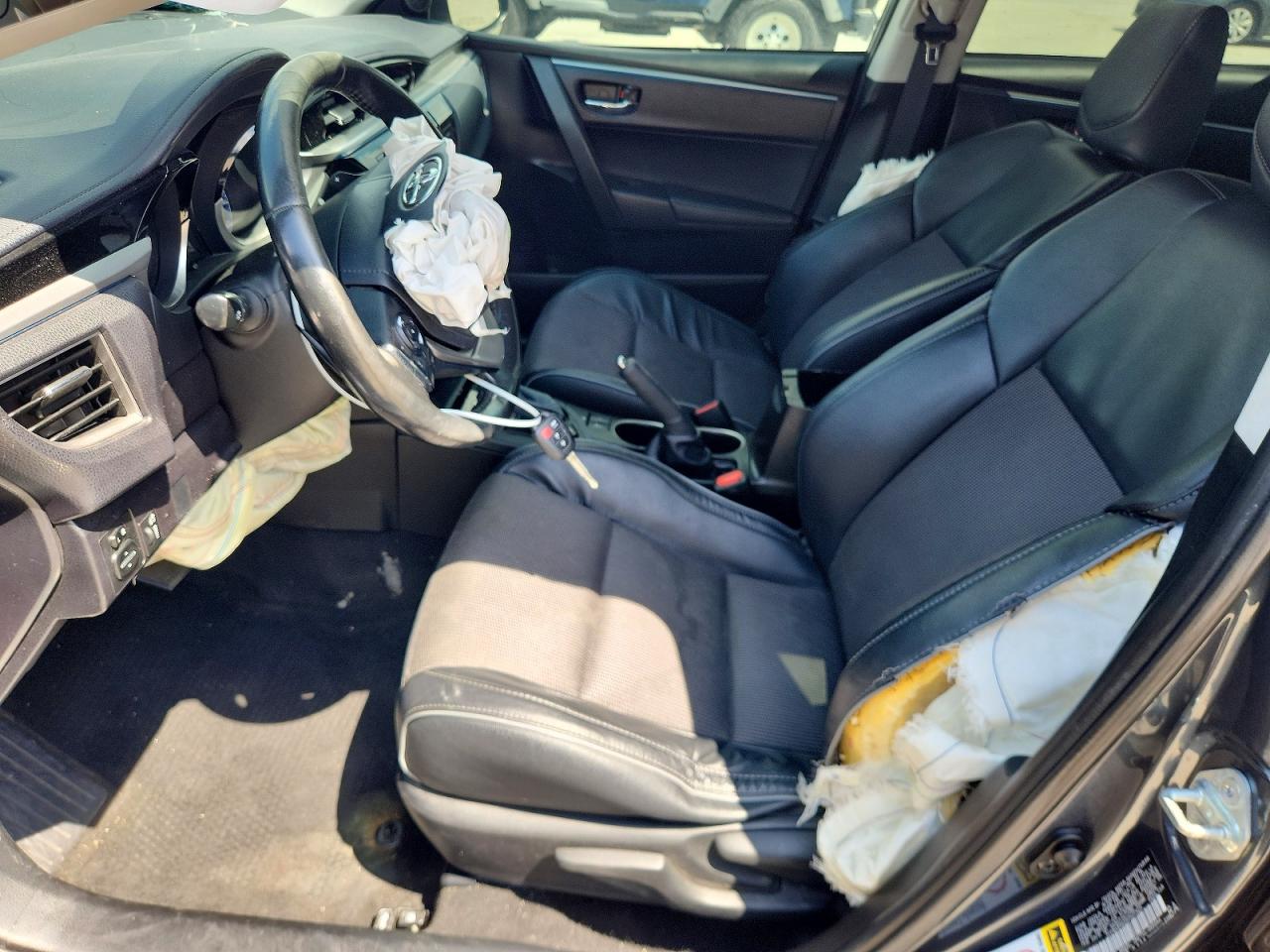 2016 TOYOTA COROLLA