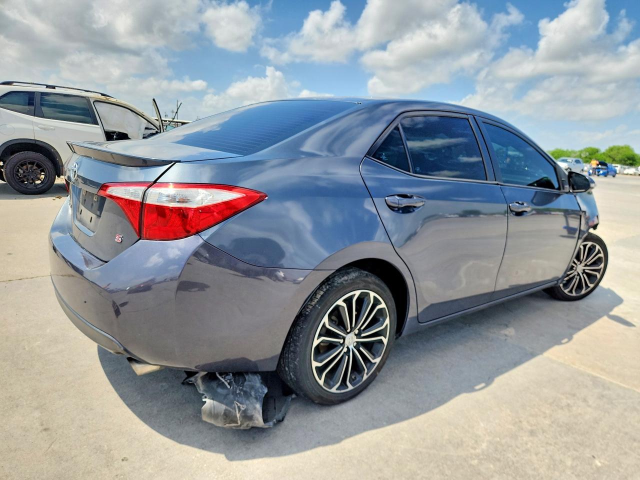 2016 TOYOTA COROLLA