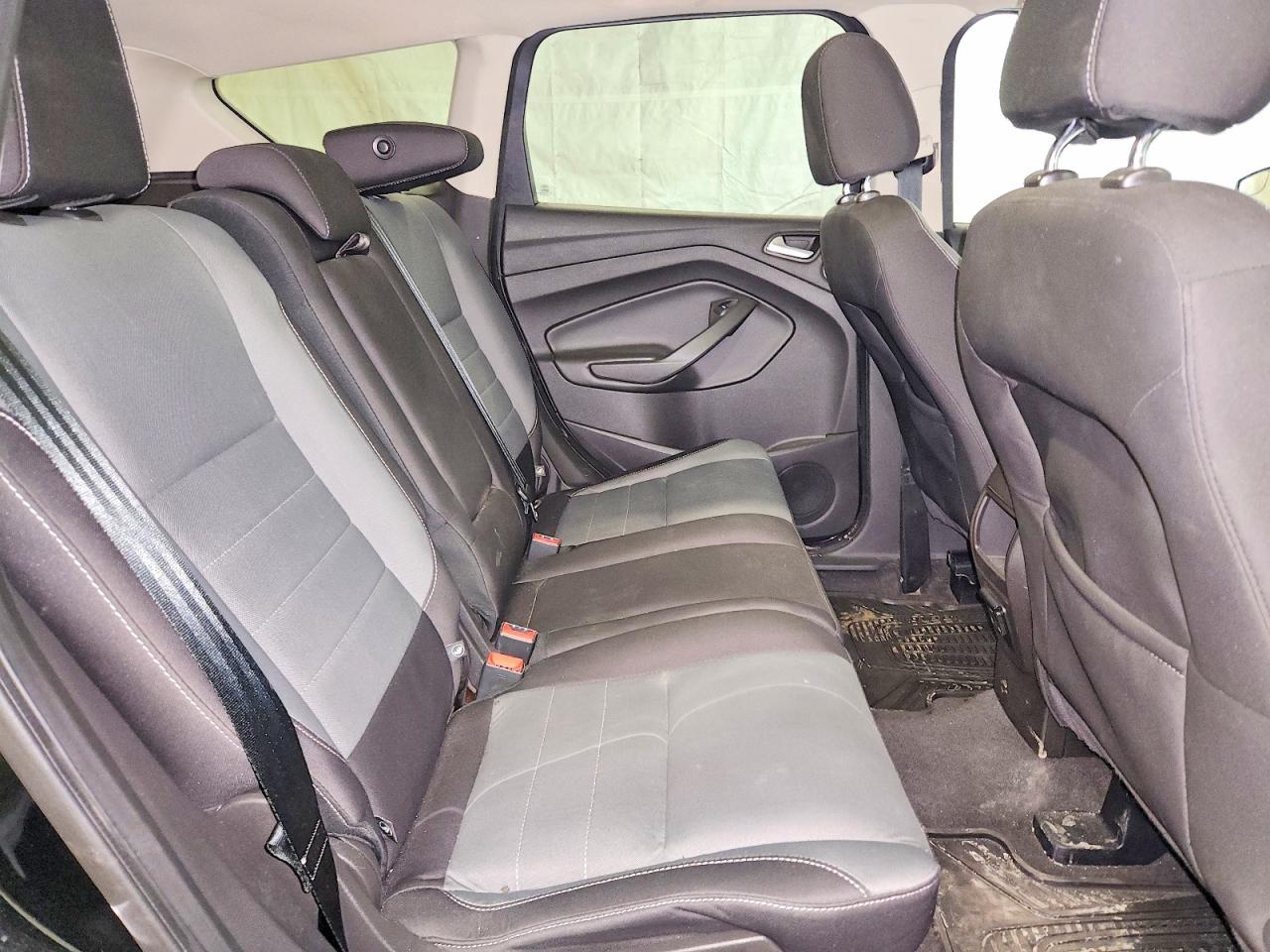 2016 FORD ESCAPE