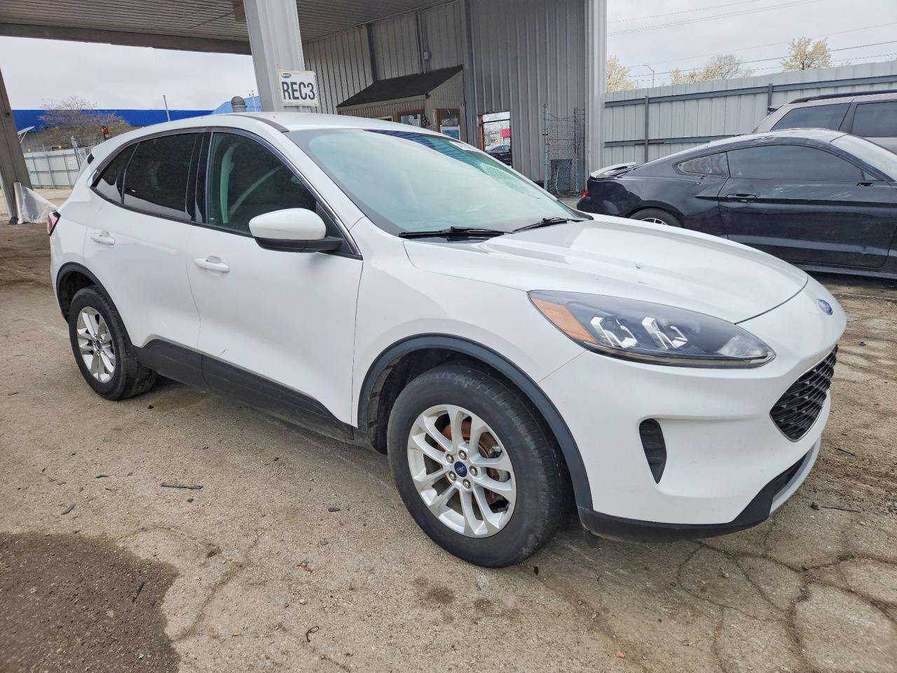 2021 FORD ESCAPE