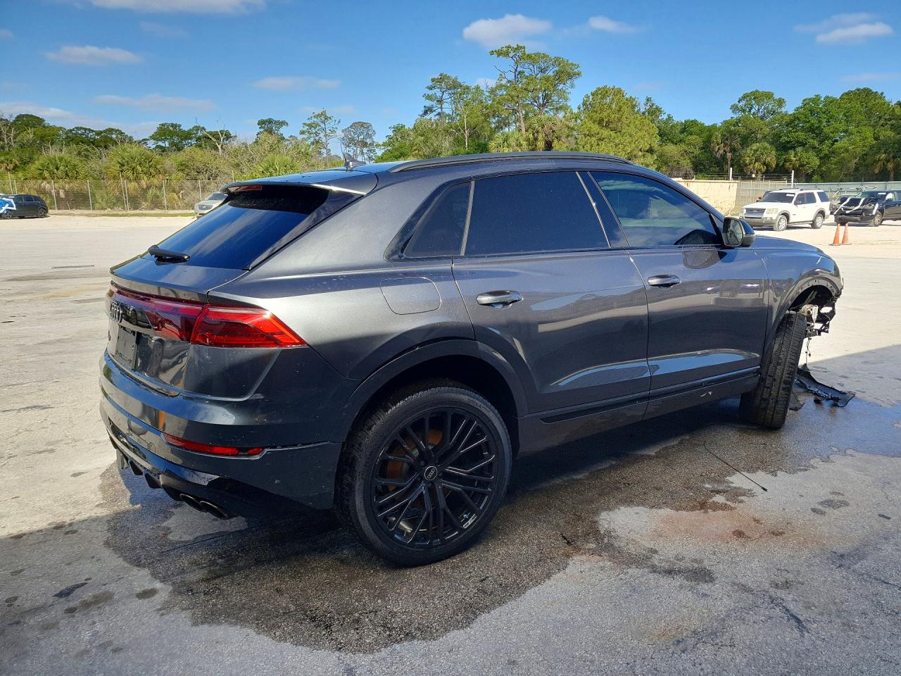 2024 AUDI SQ8