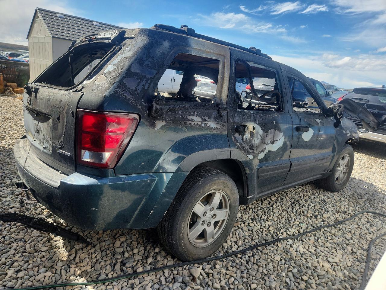 2005 JEEP CHEROKEE
