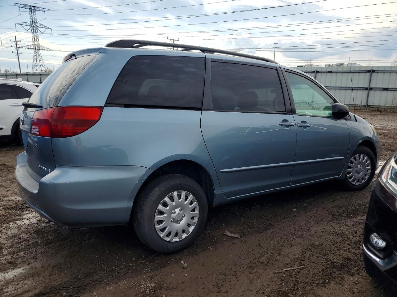 2005 TOYOTA SIENNA