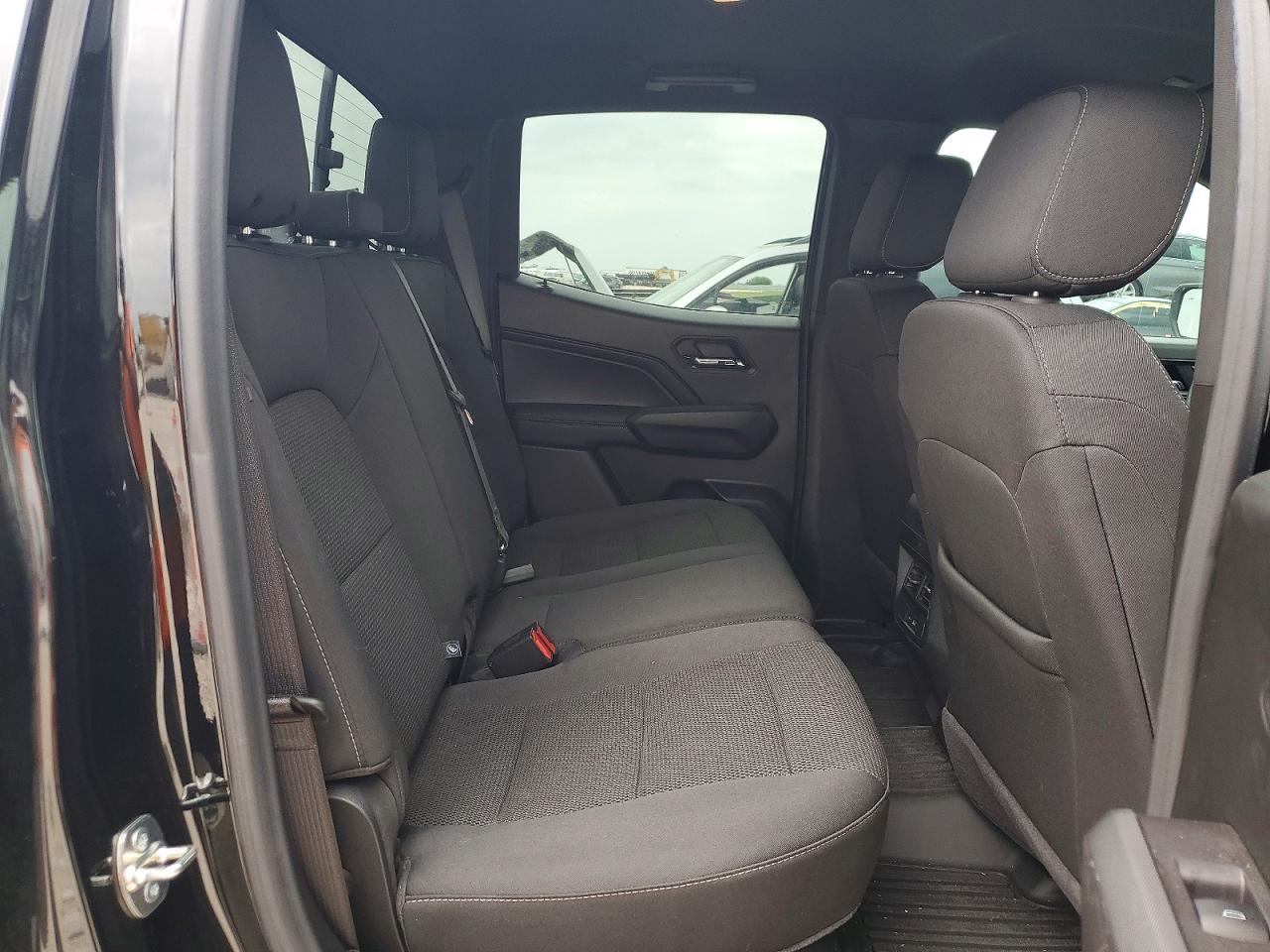2025 GMC CANYON