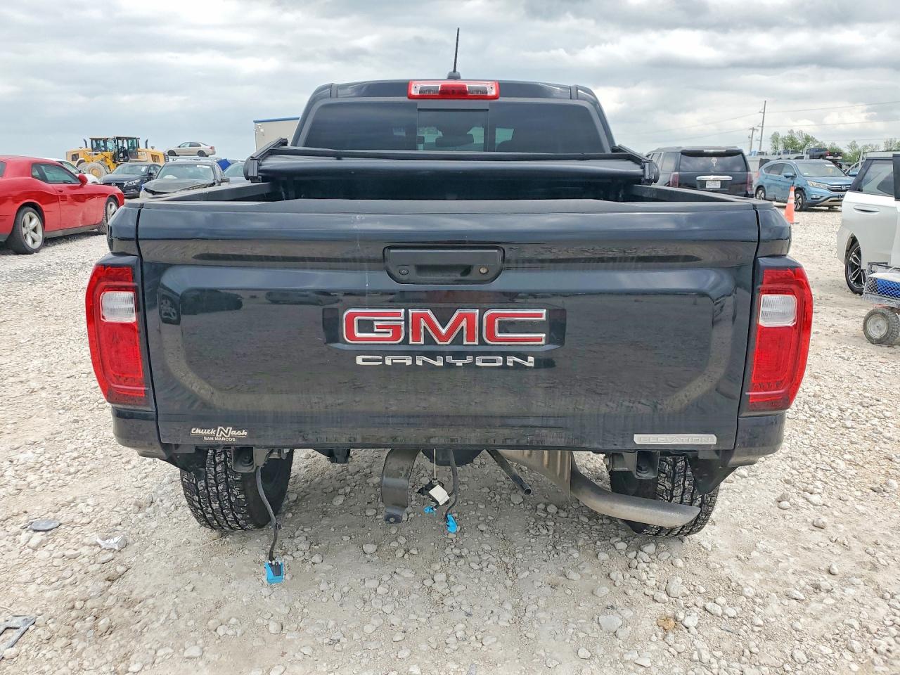 2025 GMC CANYON