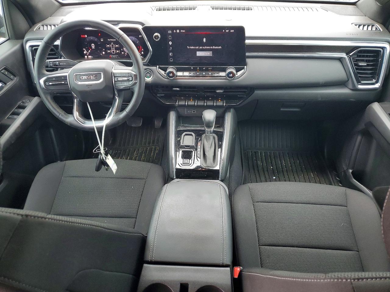 2025 GMC CANYON