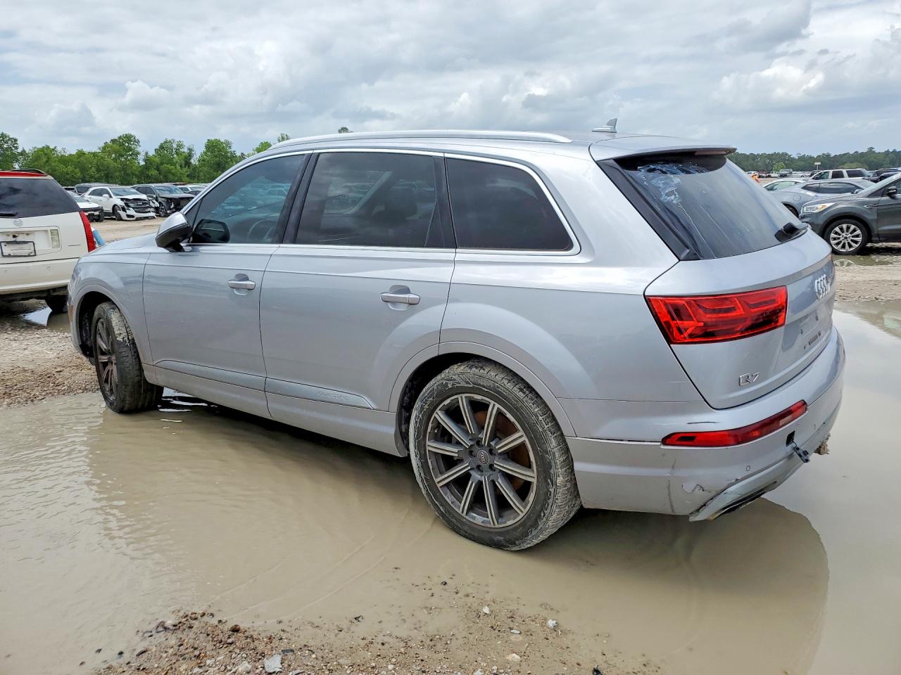 2017 AUDI Q7