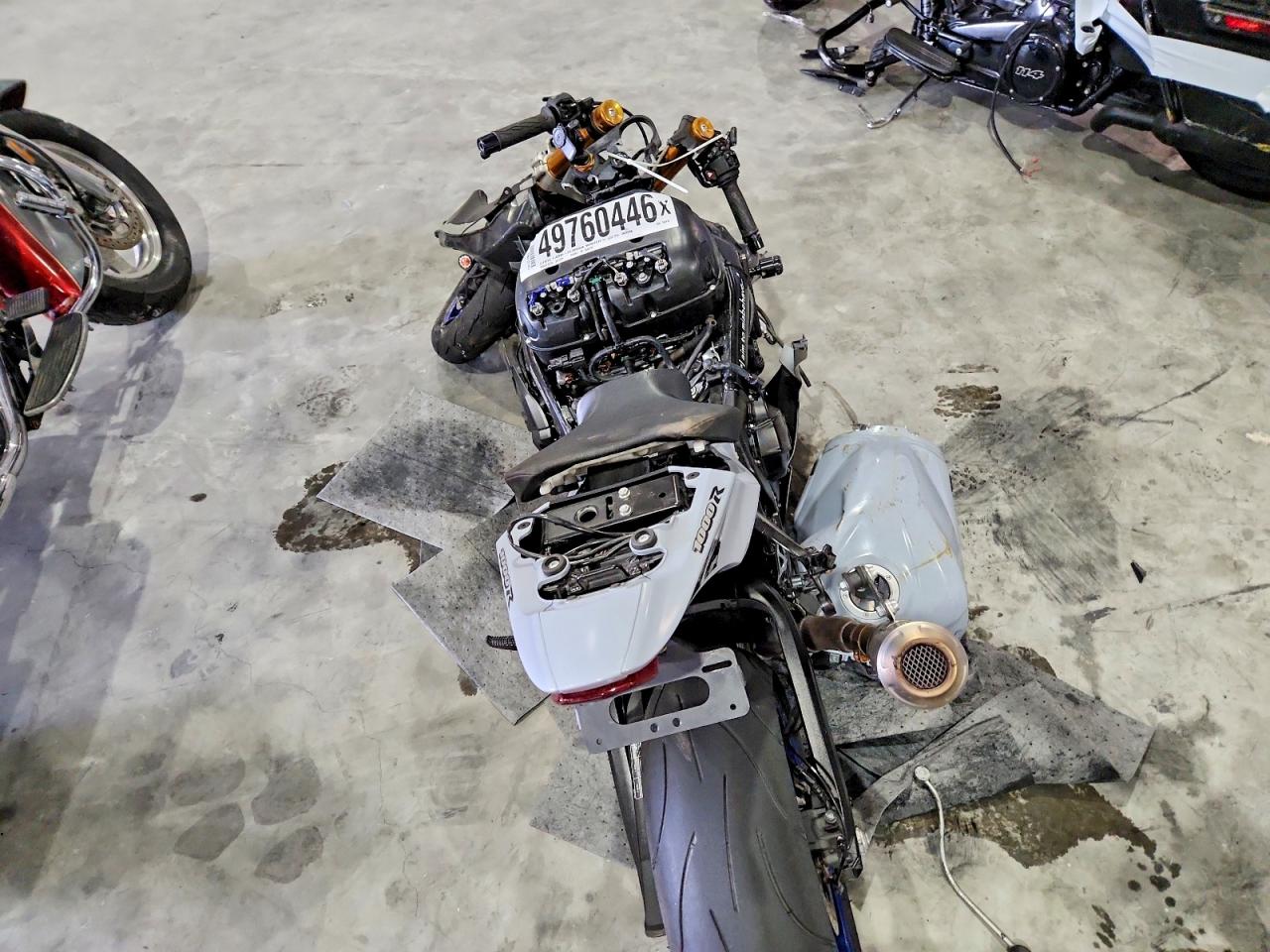 2022 SUZUKI GSXR1000
