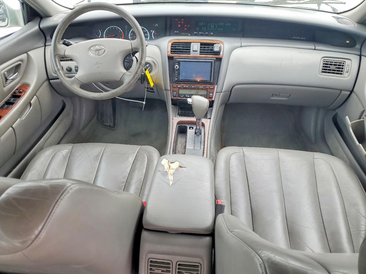 2002 TOYOTA AVALON