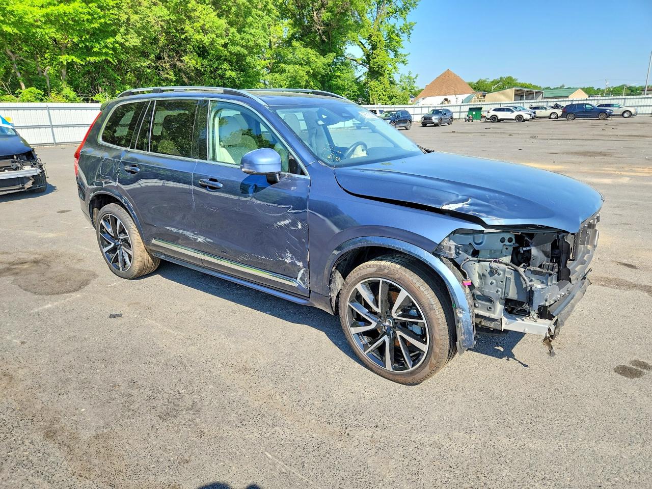 2024 VOLVO XC90