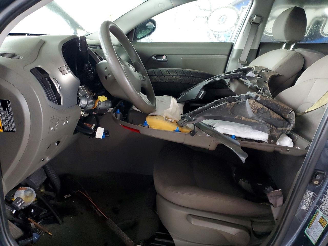 2011 KIA SPORTAGE