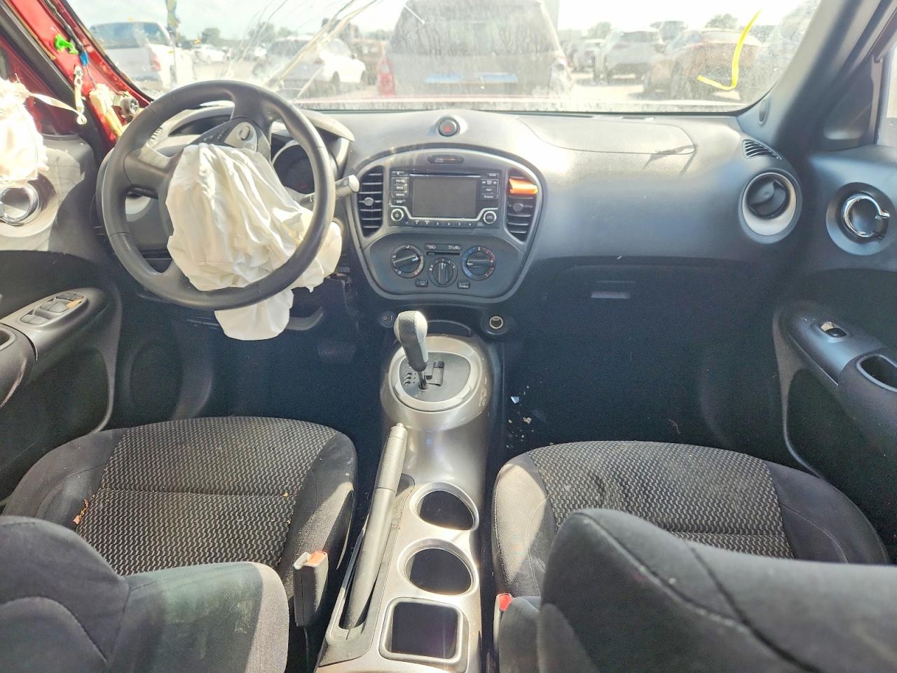 2015 NISSAN JUKE